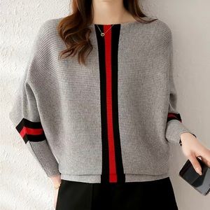 NWOT Color Block Women’s Sweater OS